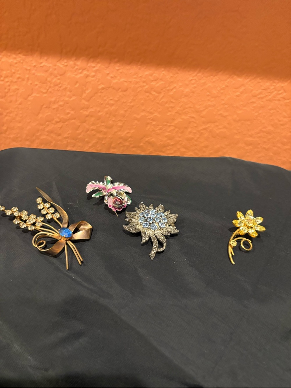 Source Unknown Floral Brooch Collection in Gold, Silver, Pink, Green, Blue